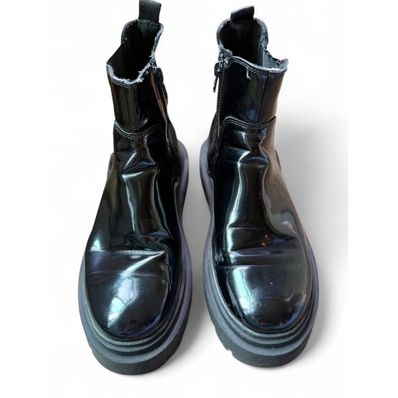 ZARA Black Leather Chelsea Boots Size 37 / US 7 Chunky Sole Classic Style - Picture 1 of 6